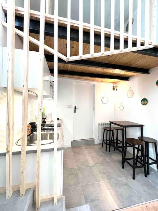Jolie Mini Maison Lovely Tiny House Vitry-sur-Seine Exteriör bild