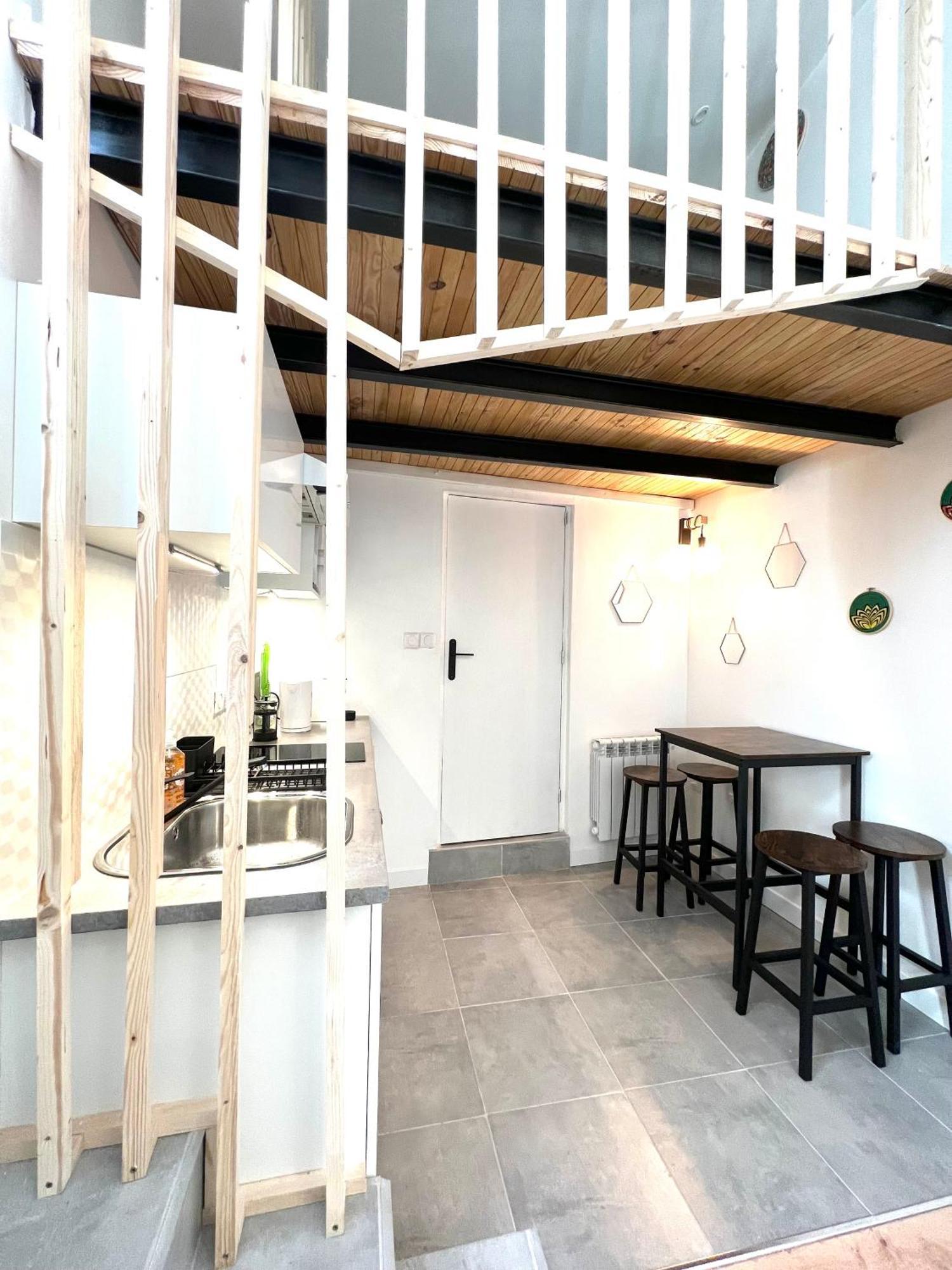 Jolie Mini Maison Lovely Tiny House Vitry-sur-Seine Exteriör bild